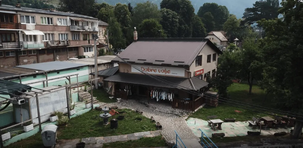 (FOTO) U Travniku otvorena prva “Radnja dobre volje”