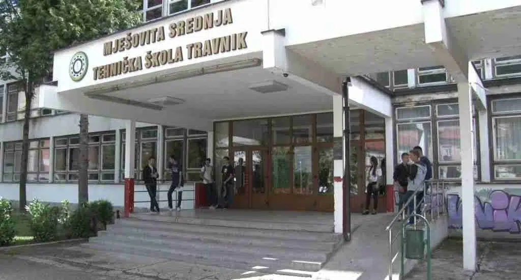 Učenici iz Travnika u ime Majide Šabanović pomogli drugove u potrebi