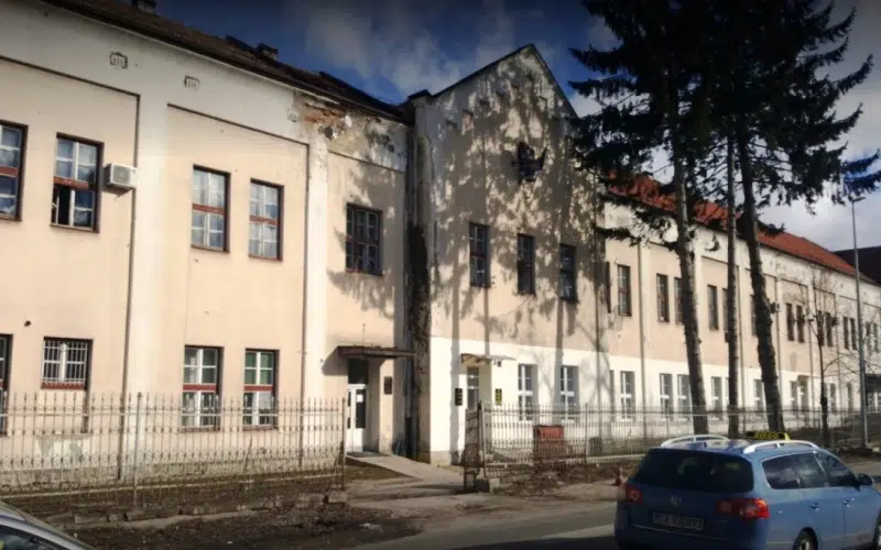 MUP SBK/ Dvadesettrogodišnjak krao automobile u Travniku i prodavao na otpad u Zenici
