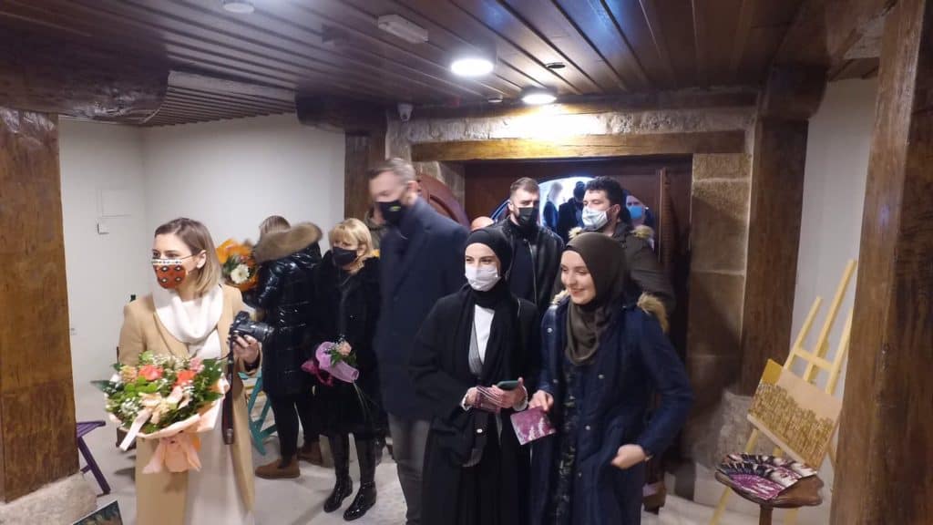 danas u travniku otvorena izložba u okviru svjetskog dana hidžaba