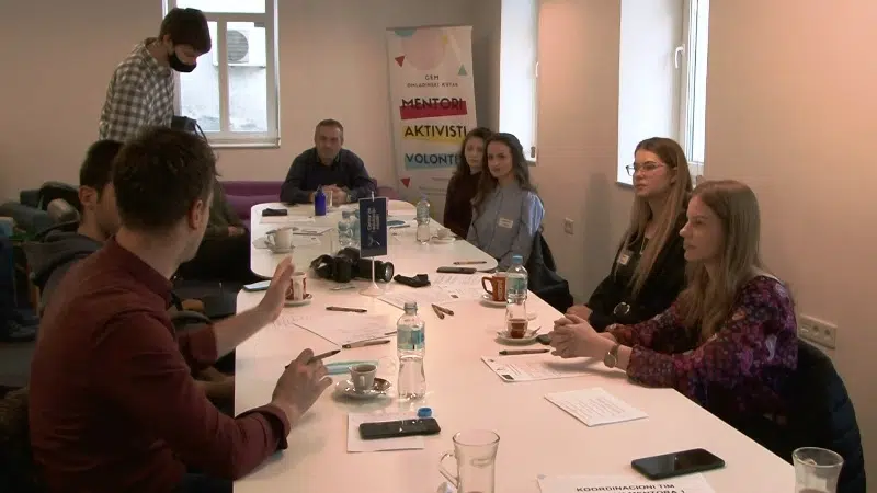 Mentorski program “Stariji brat, starija sestra”/ Petu godinu udruženi za zdravo i sretno odrastanje…