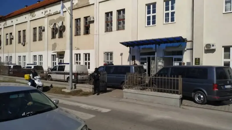Uhapšeni predati u Tužilaštvo SBK/ U akciji FUP-a “pala” grupa pljačkaša