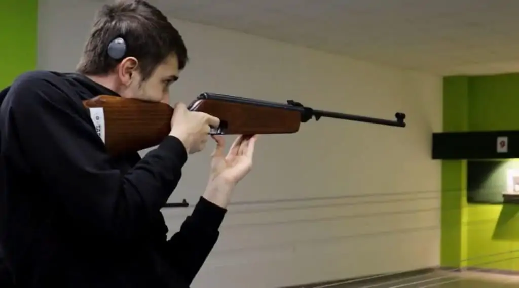 Pogledajte trailer za dokumentarni film o Sportskom streljačkom klubu “TARGET”