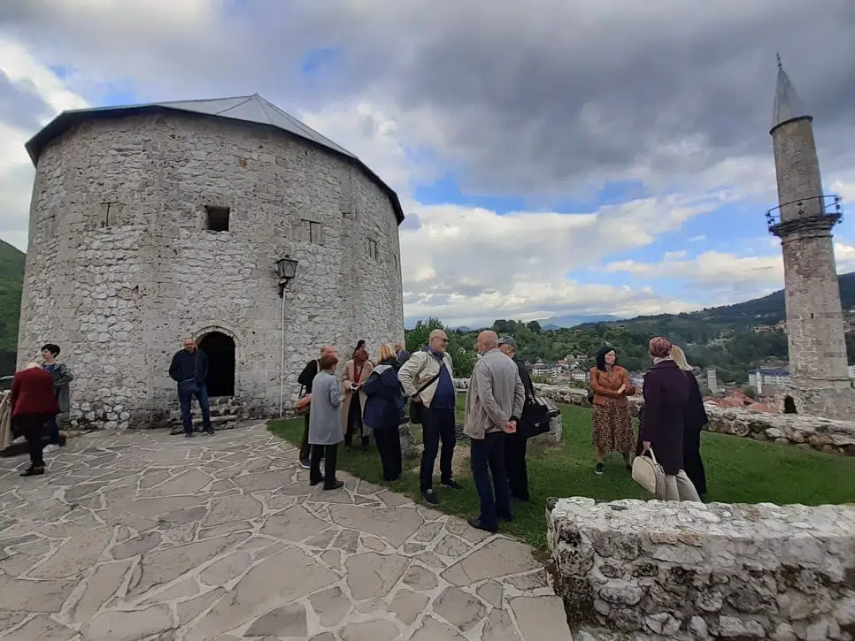 U povodu 3. juna – Prvog spomena Travnika danas izložba historijskih ilustracija
