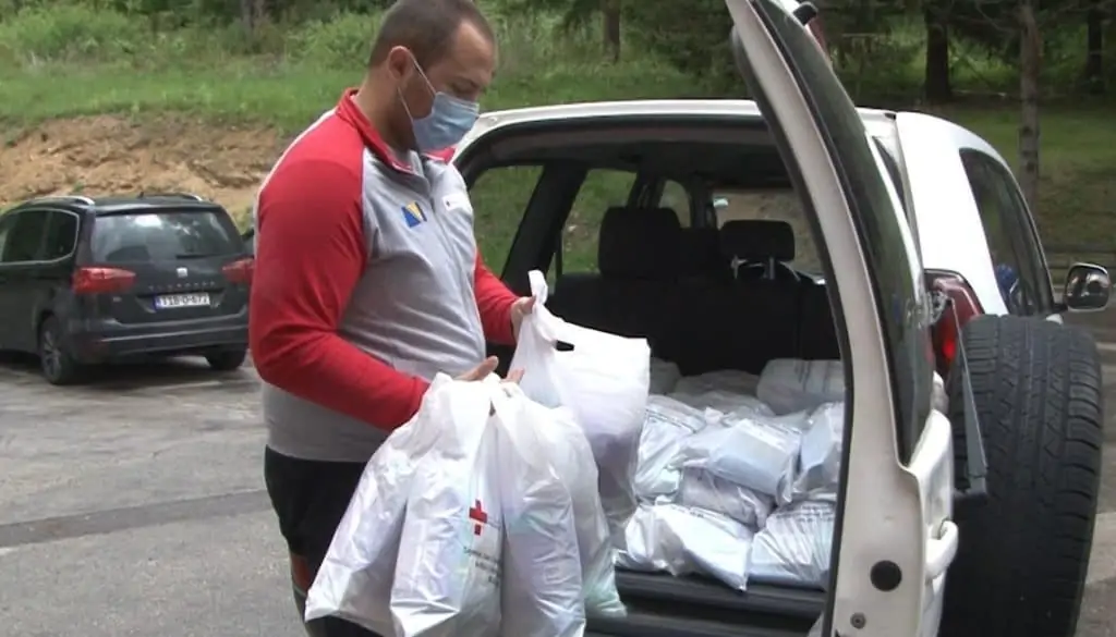 Bolnici u Travniku i Novoj Biloj donirani baby setovi