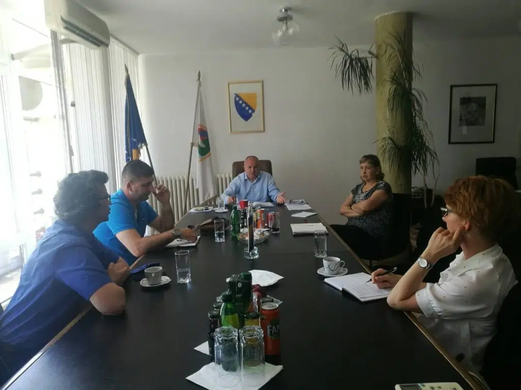 Dautović / U srednjoškolski sistem uvesti dualno obrazovanje