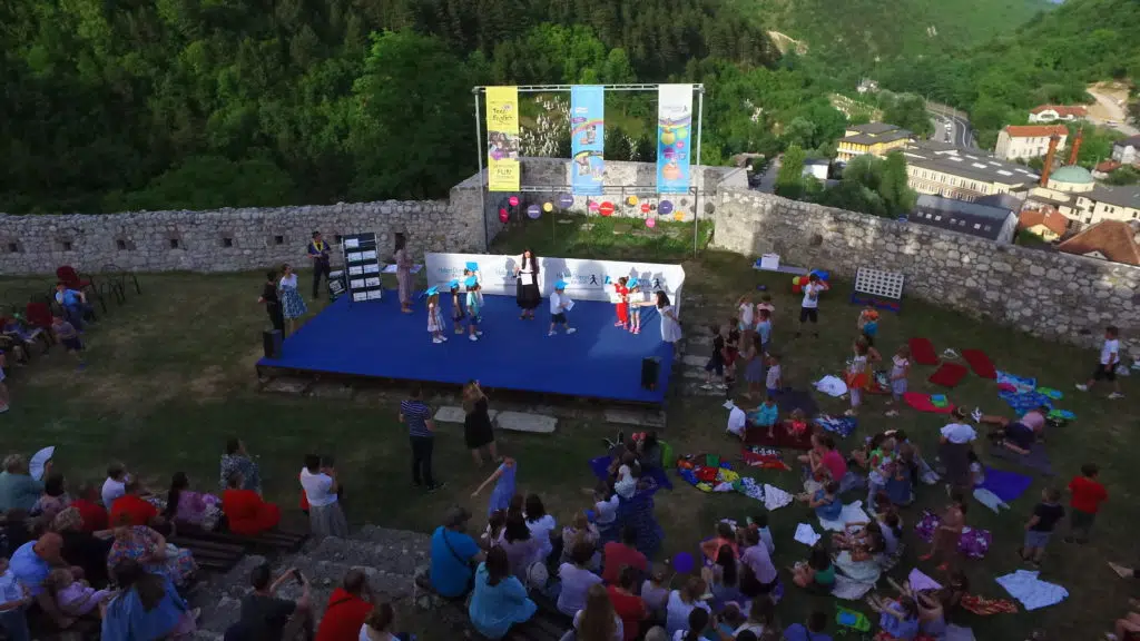 Helen Doron Family Day održan na Tvrđavi Stari grad u Travniku