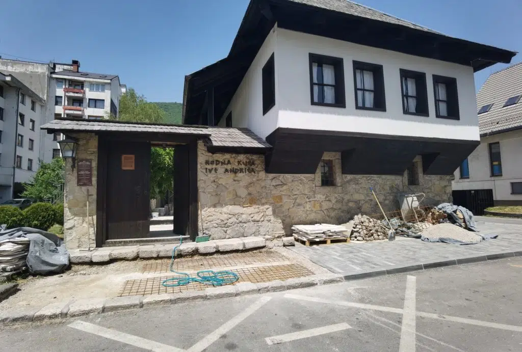 “Rodna kuća Ive Andrića” / Uskoro u Travniku otvorenje restorana i multimedijalnog kompleksa