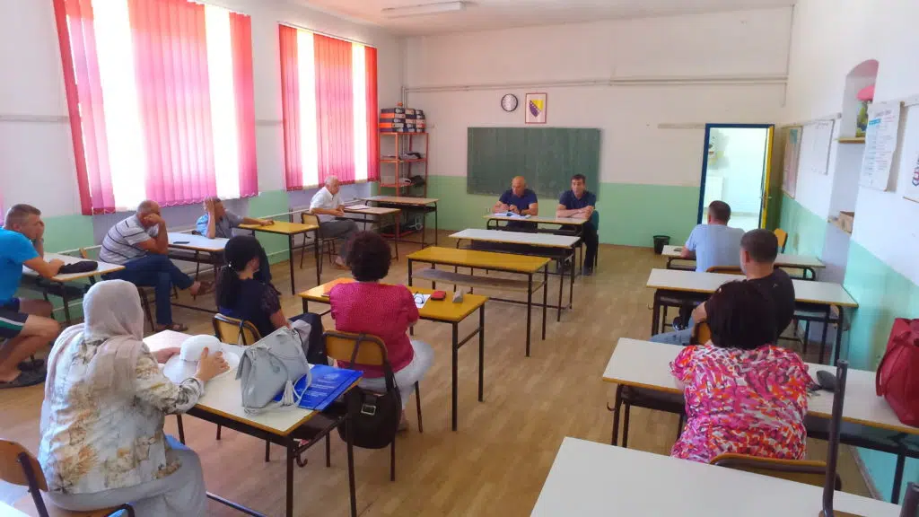 Travnik/ Održana Javna rasprava o izgradnji azila u Golešu