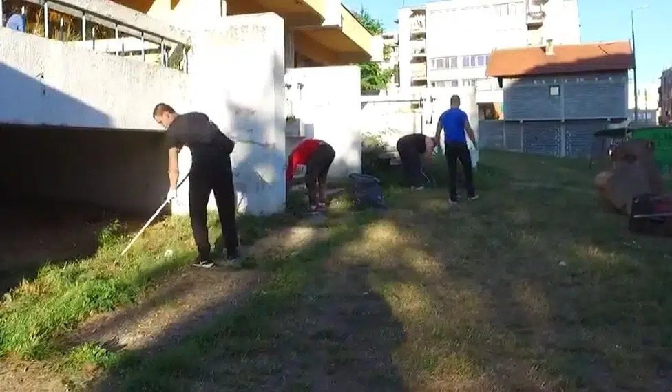 (VIDEO) Počeli radovi na čišćenju u Mjesnoj zajednici Kalibunar
