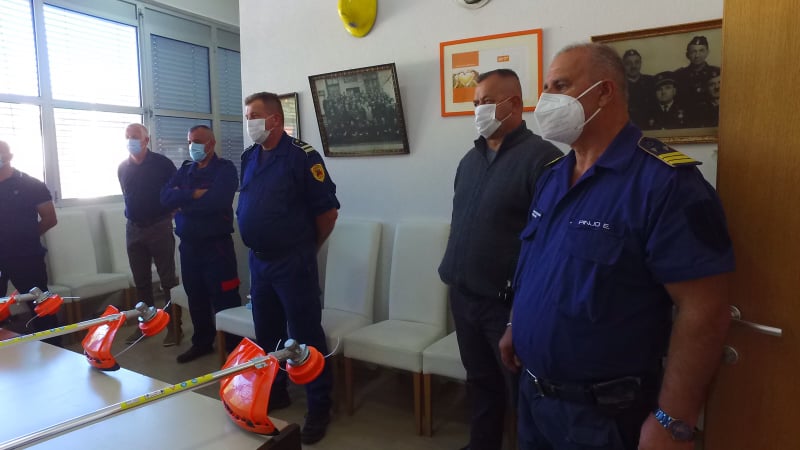 (FOTO) Vatrogasnim društvima Nova Bila, Turbe i Vitovlje i TVJ Travnik uručeni trimeri
