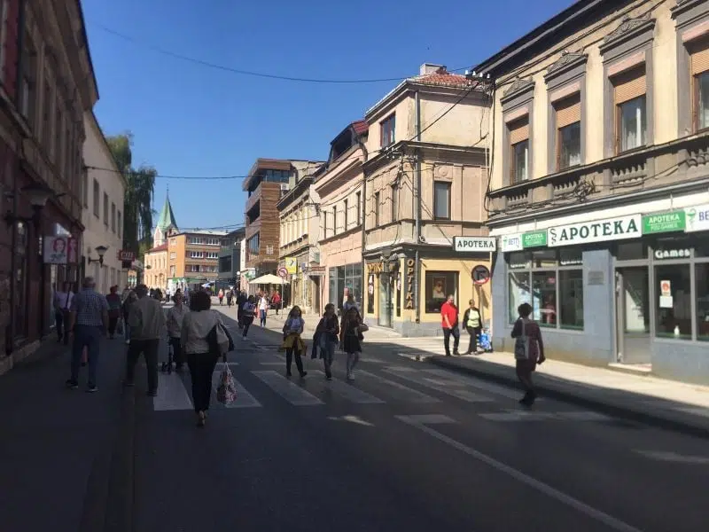 (VIDEO) Dautović se obratio građanima / Teme: Bosanska ulica, prijevoz učenika, posjete…