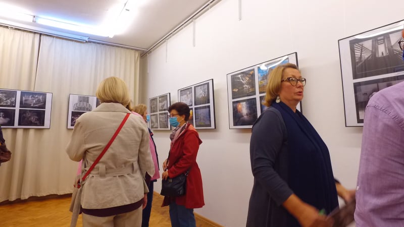 (foto) u travniku otvorena izložba "fotobih 2021"