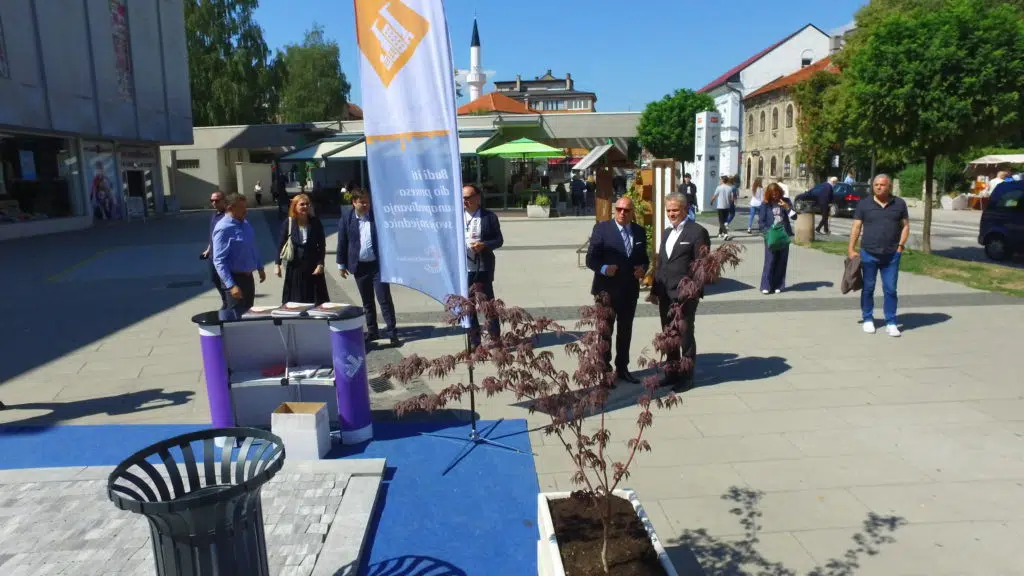 (FOTO/VIDEO) Bosanska ulica se otvara za građane