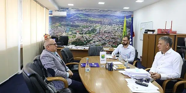 Načelnik Dautović posjetio Gradsku upravu Zenica