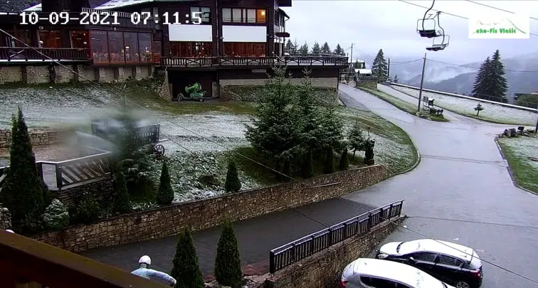 (FOTO/VIDEO) Na Vlašiću pada snijeg!