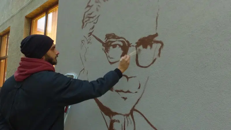 (VIDEO) U čast nobelovca / Ivo Andrić dobio mural u rodnom Travniku