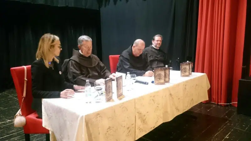 (FOTO/VIDEO) Promovisana knjiga „Franjevci u djelima Ive Andrića“