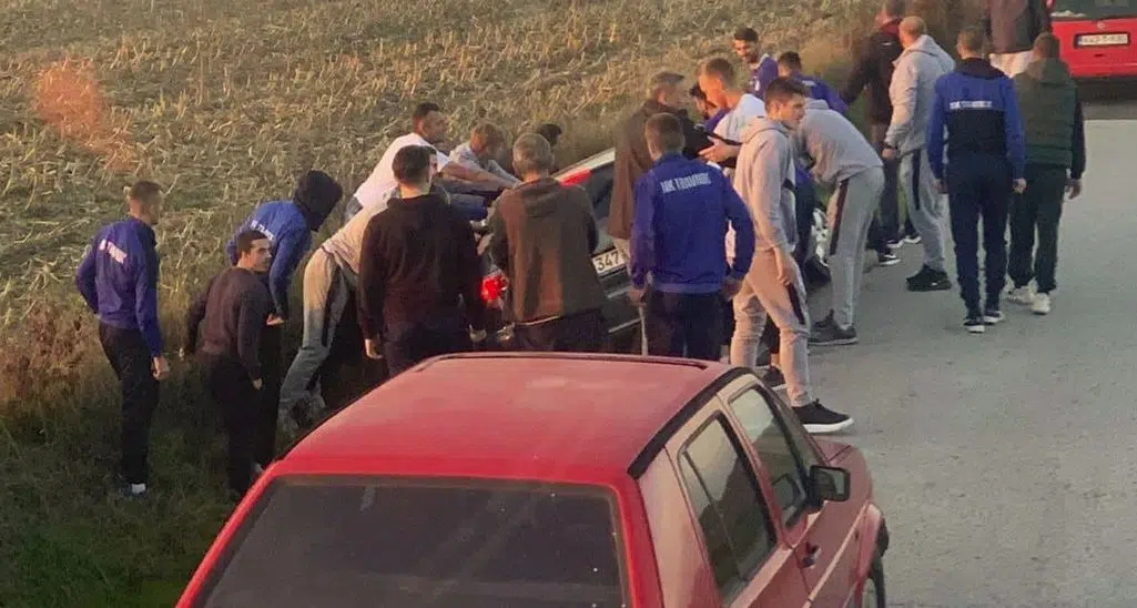 Dovoljno je reći NK Travnik! / Zaustavili autobus i pomogli čovjeku u nevolji…