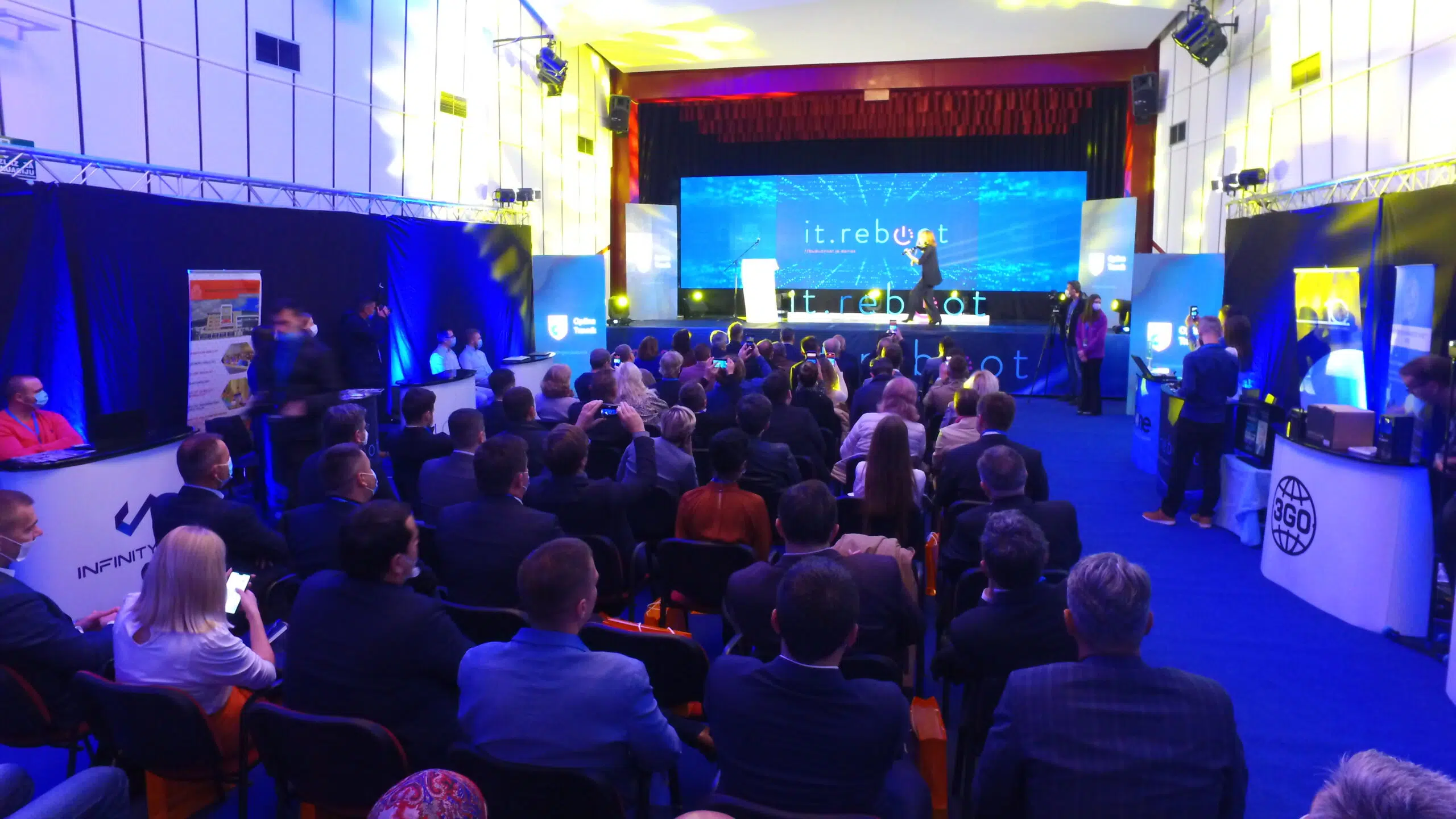 (FOTO/VIDEO) IT REBOOT / U Travniku otvoren prvi sajam informacijskih tehnologija u SBK