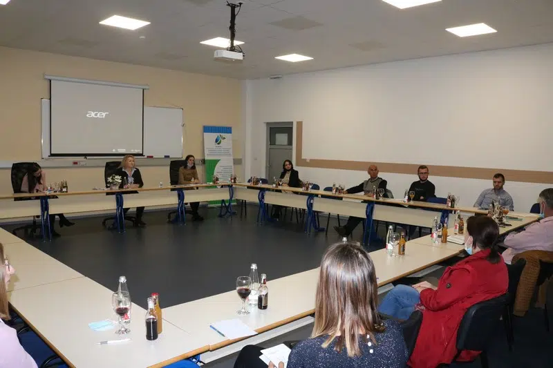 IUT/ Prezentovan ECOBIAS master program “Ekološki inžinjering” i održan okrugli stol o upravljanju vodama u službi održive budućnosti