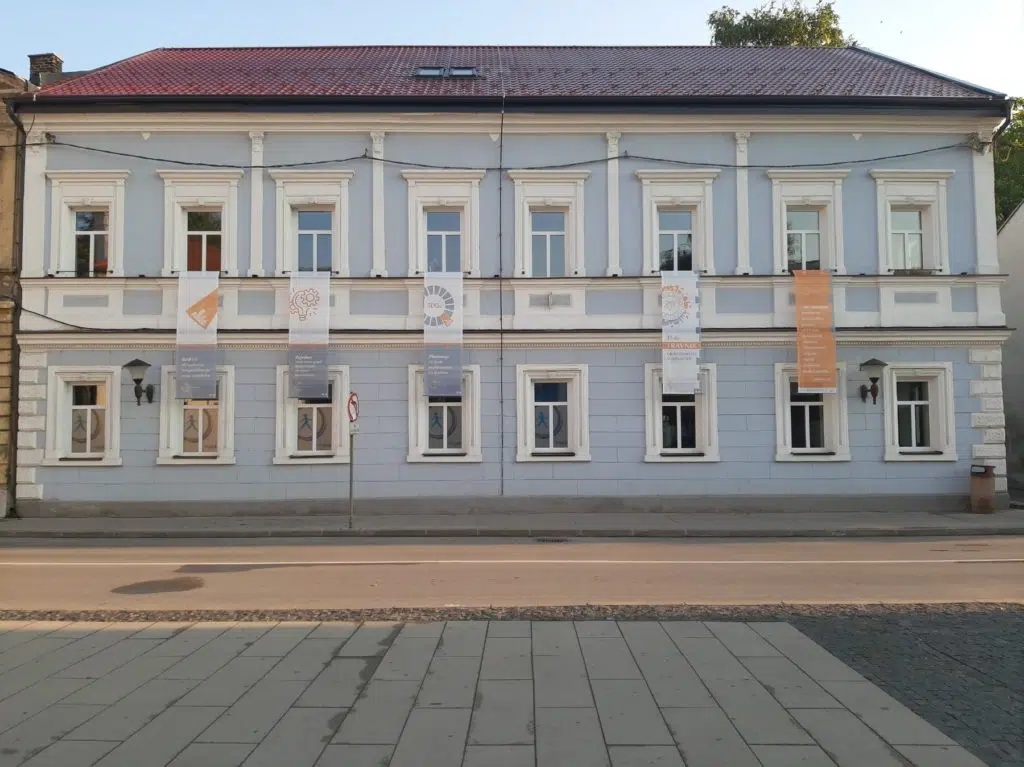 CEM Travnik/ Konkurs za popunjavanje radnih mjesta