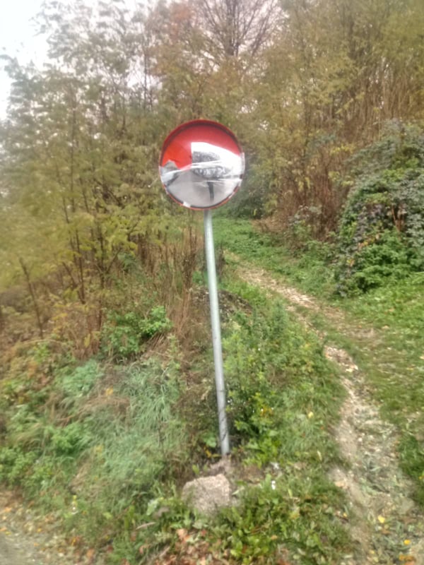 travnik / u dvije mjesne zajednice razbijena saobraćajna ogledala