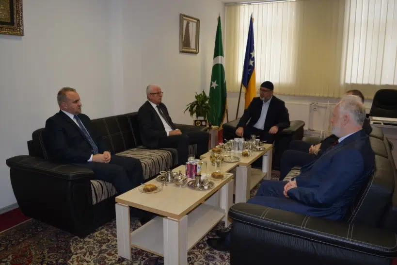 Premijer SBK na radnom sastanku sa predstavnicima institucija IZ iz Travnika