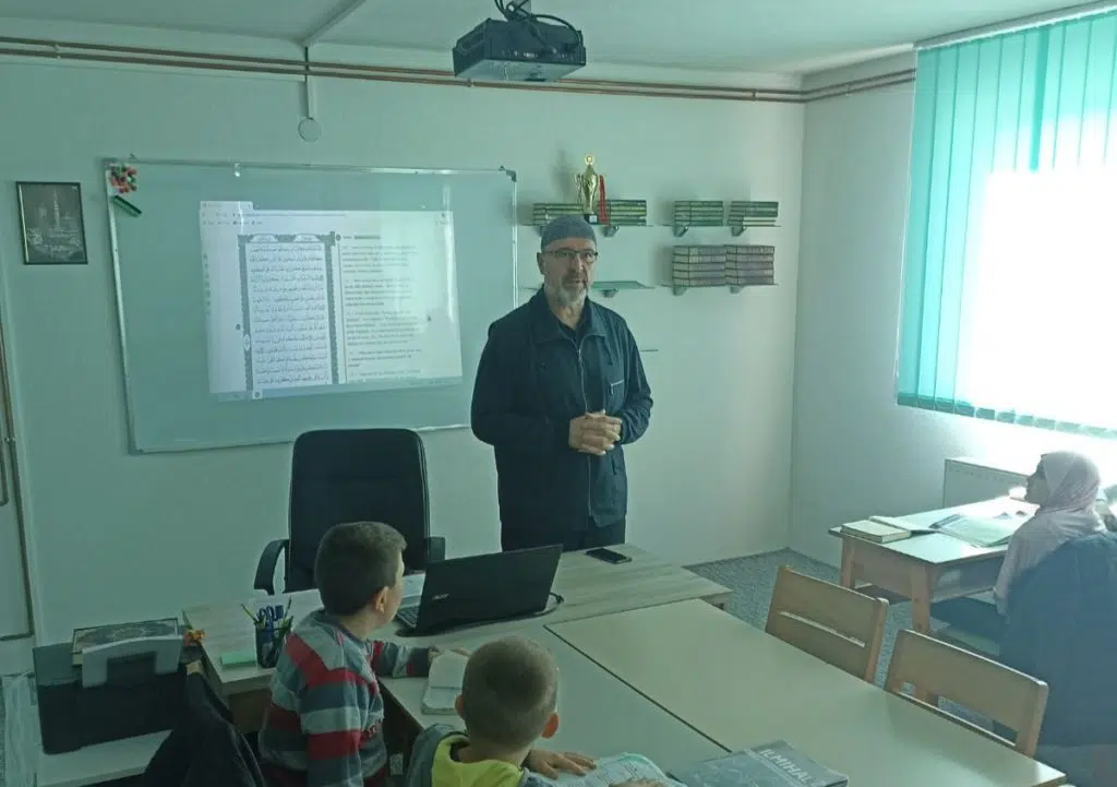 Muftija travnički posjetio mekteb džemata Kljaci