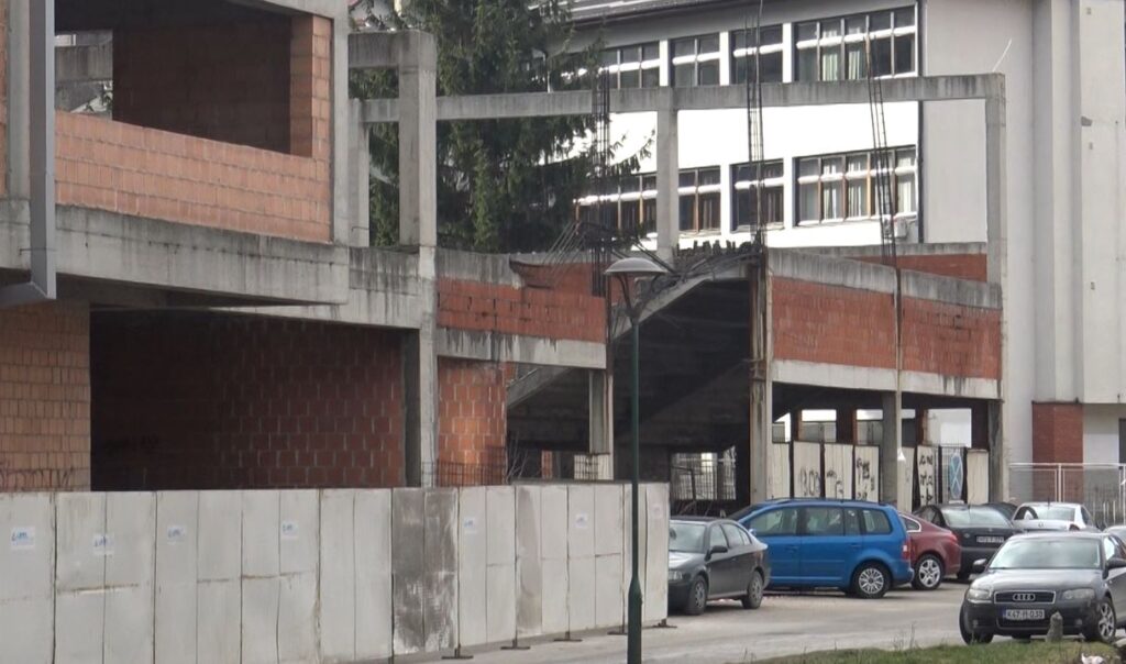 (FOTO) Nastavljaju se radovi na izgradnji srednje škole Travnik