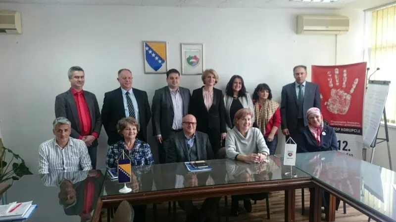 (FOTO) Održana godišnja press konferencija načelnika Općine Travnik / Rođeno 500 beba, umrlo 678 osoba