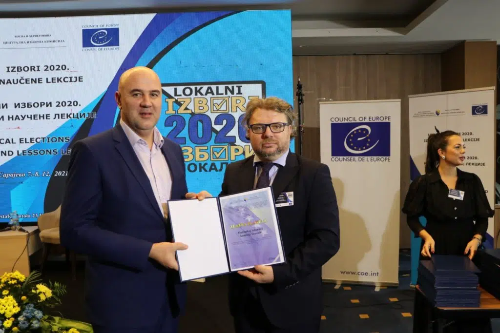 CIK/ “Zlatna plaketa” Općinskoj izbornoj komisiji Travnik