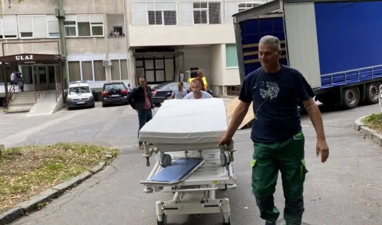 JU Bolnica Travnik/ Iz Aachena doniran 51 bolnički krevet