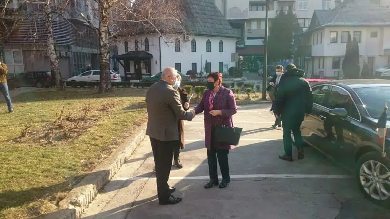 (FOTO) Ambasadorica Francuske u BiH stigla u posjetu Travniku