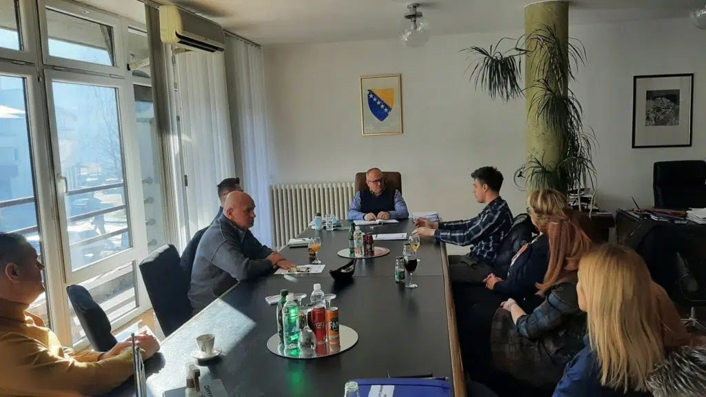 Načelnik Dautović održao sastanak sa Multidisciplinarnim timom za prevenciju maloljetničke delinkvencije