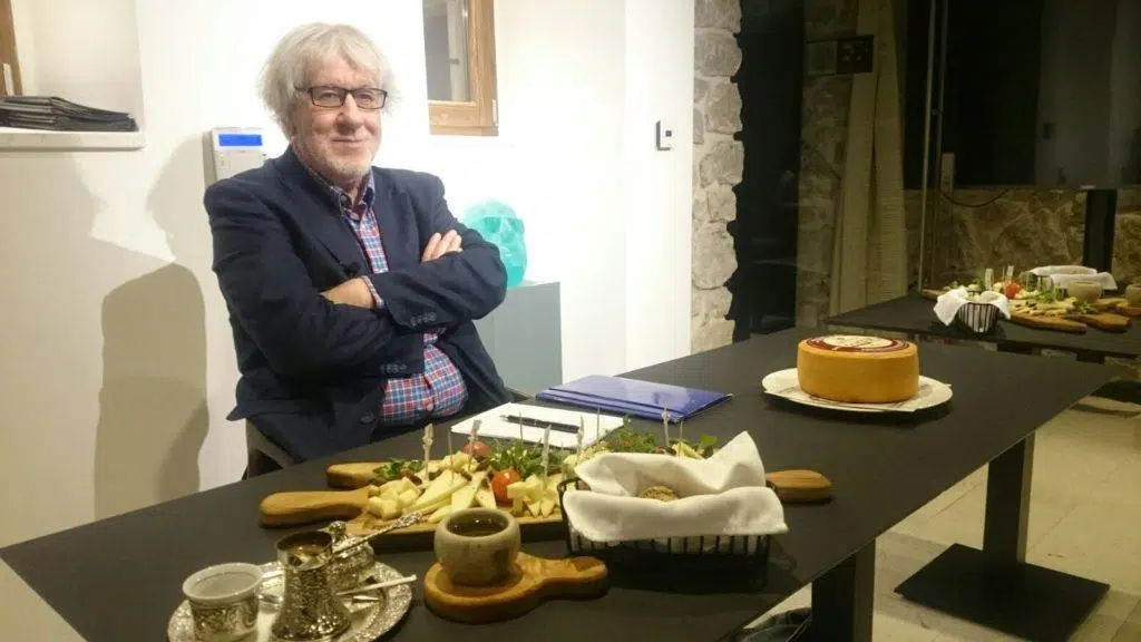 Travnik: Esad Bajtal održao predavanje o trapistima u BiH FOTO