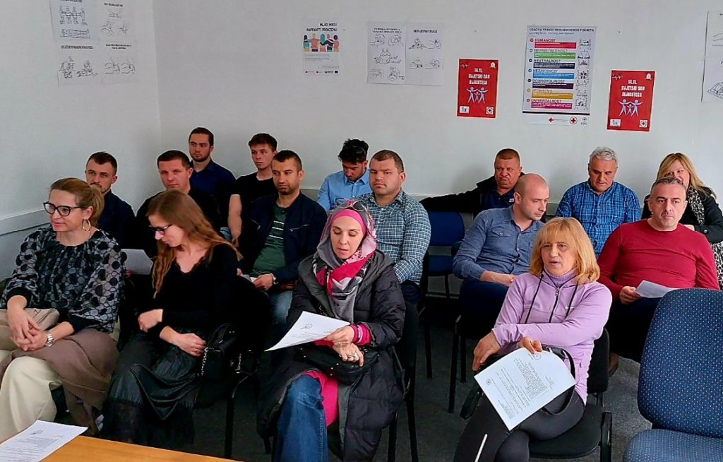 (foto) održana izvještajno-planska sjednica skupštine crvenog križa općine travnik
