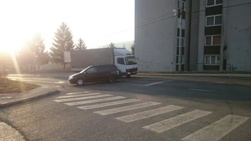 Kalibunar – Travnik / Jutarnje gužve još jednom rezultirale saobraćajnom nezgodom