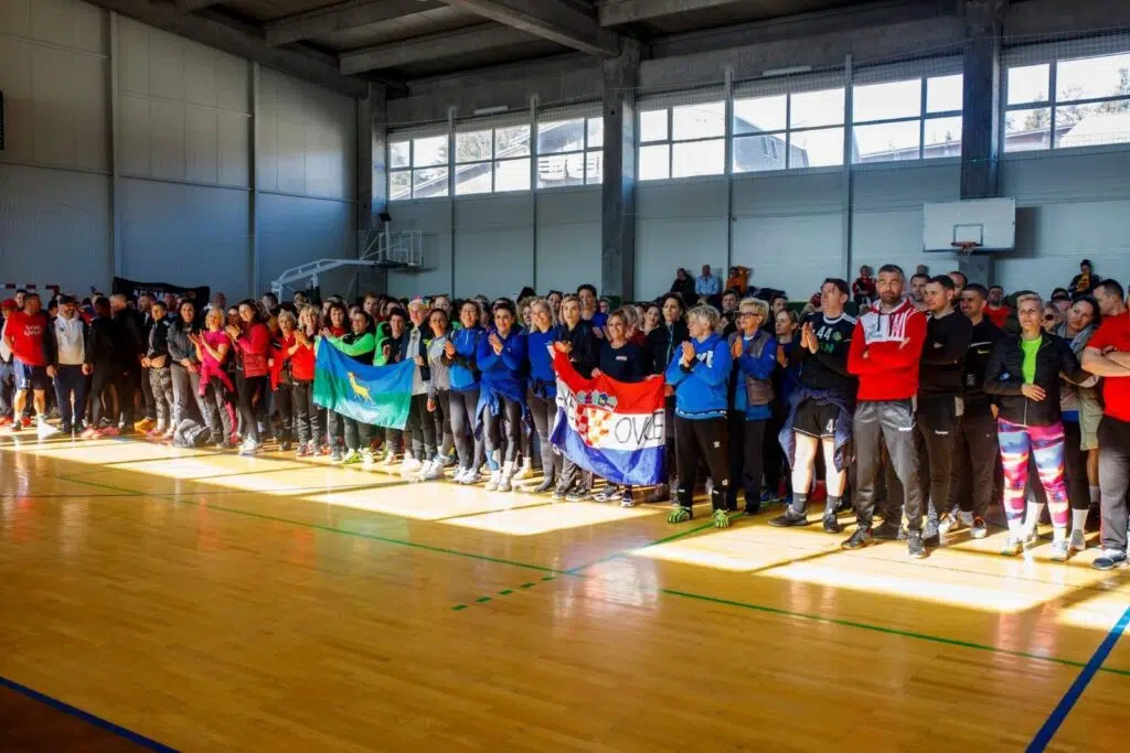 Na Vlašiću svečano otvoren rukometni turnir “Srce Bosne 2022”