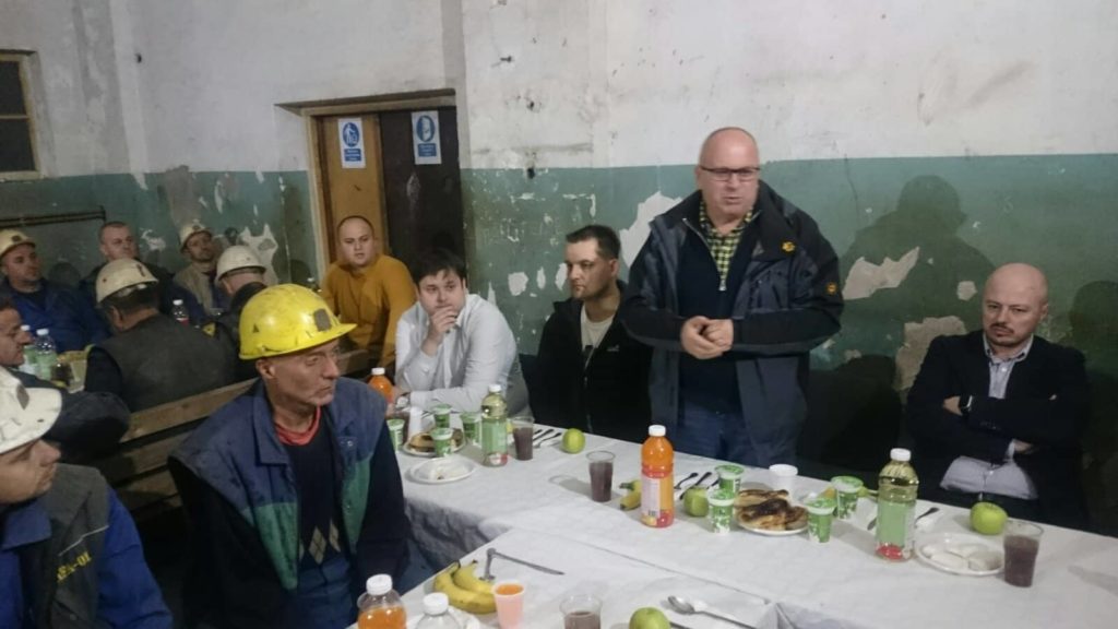 (foto) načelnik dautović iftario sa rudarima