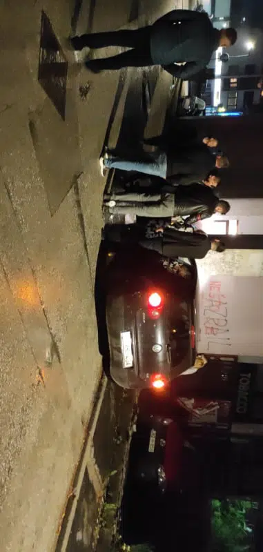 (FOTO) Saobraćajna nezgoda u Travniku, automobil udario u zid