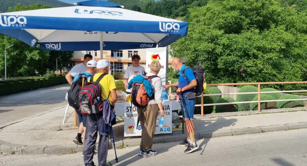 Naš dom Travnik/ Osvježenje za hodočasnike!