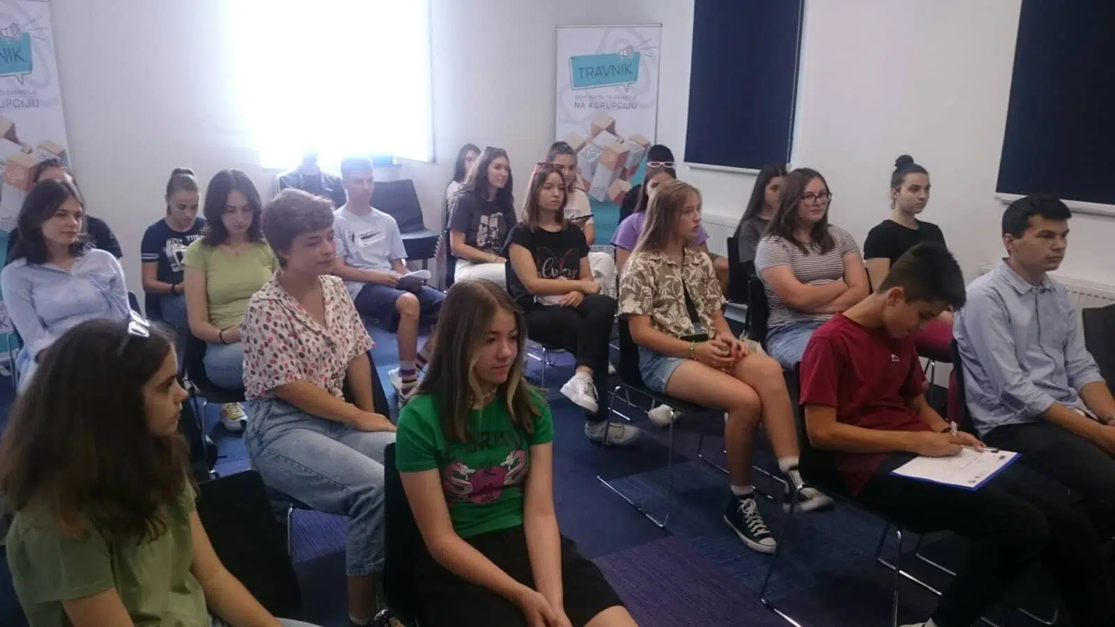 (FOTO) U Travniku održan forum sa mladima o prevenciji korupcije