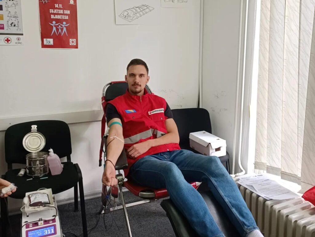 (foto) travnik / uspješno realizovana akcija dobrovoljnog darivanja krvi