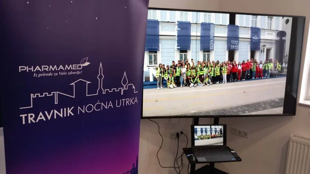 (FOTO) Međunarodni dan volontera u CEM-u / Dodijeljeno oko 90 zahvalnica volonterima…