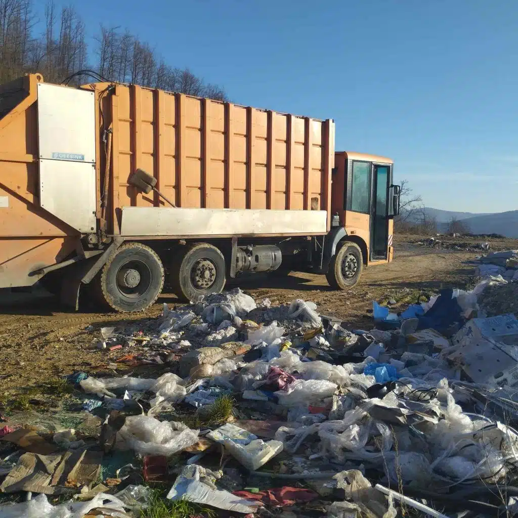 Sanacija divlje deponije na prevoju Komar