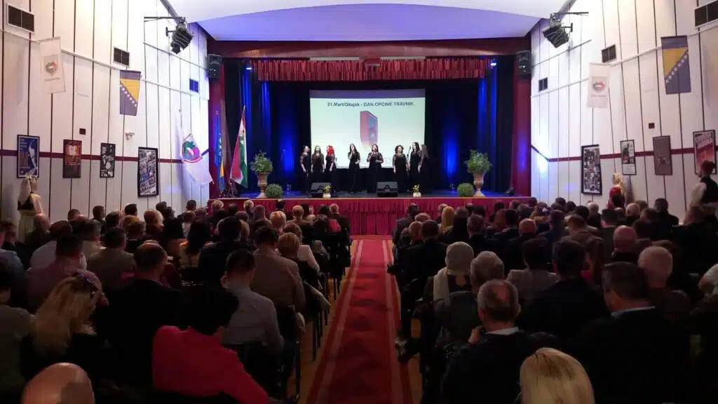 (FOTO/VIDEO) Svečanom sjednicom započelo obilježavanje Dana općine Travnik