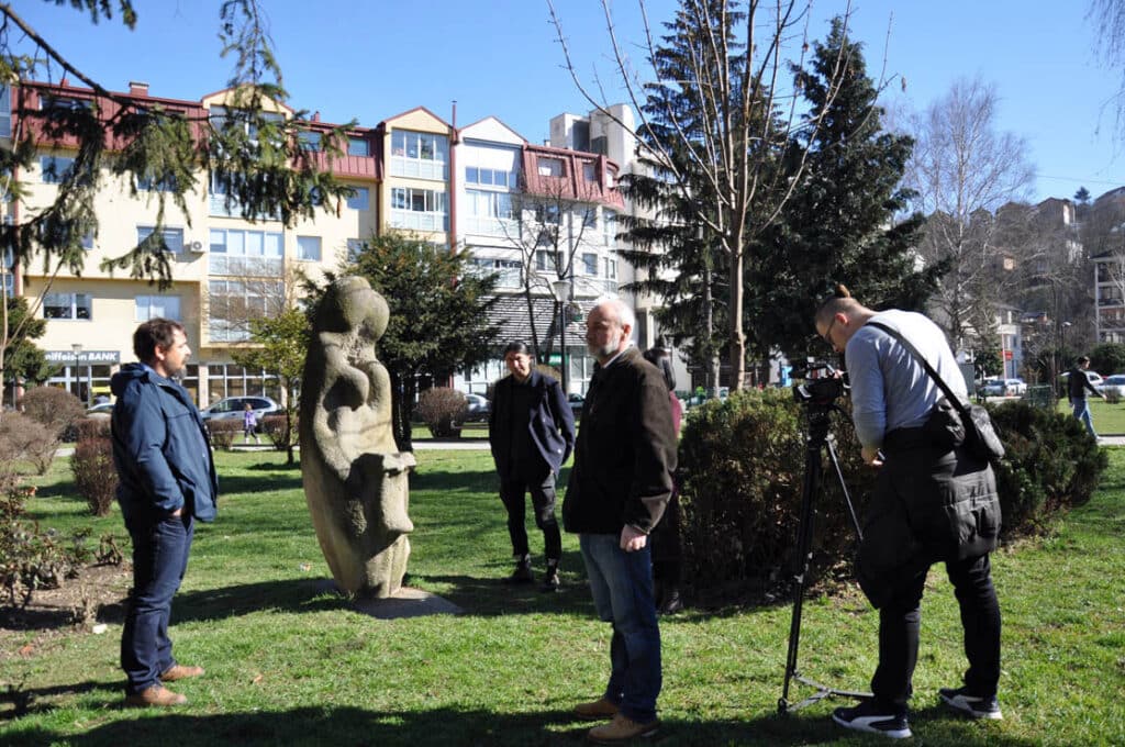 razgledanje skulptura ive andrića u travniku