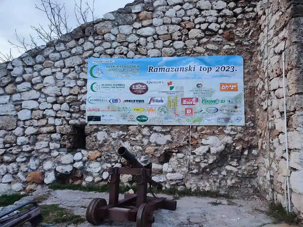 Ramazanski top u Travniku i ove godine oglašava početak iftara