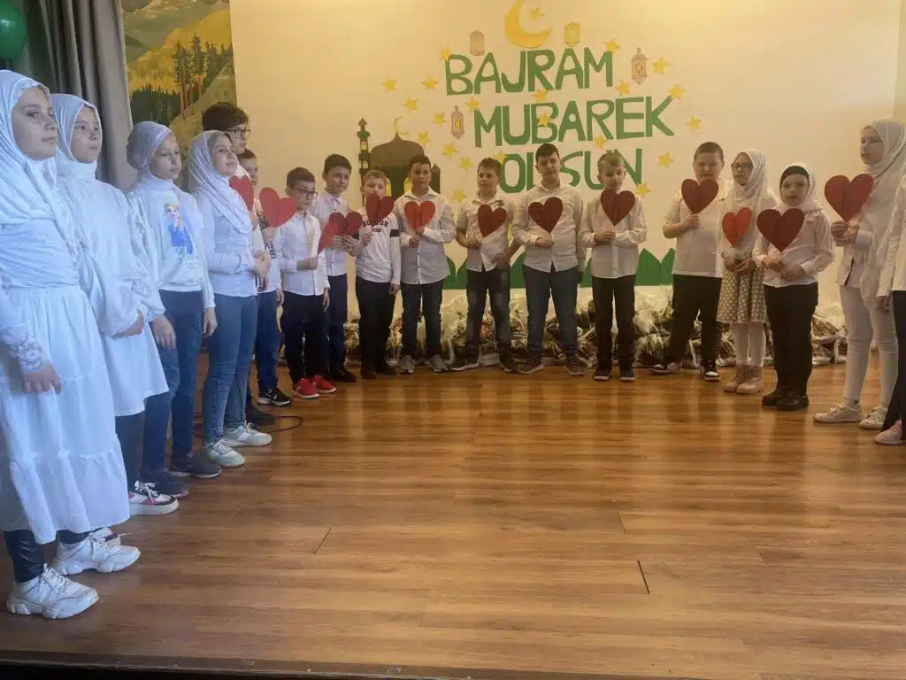 Osnovna Škola Kalibunar/ Bogat program i paketici
